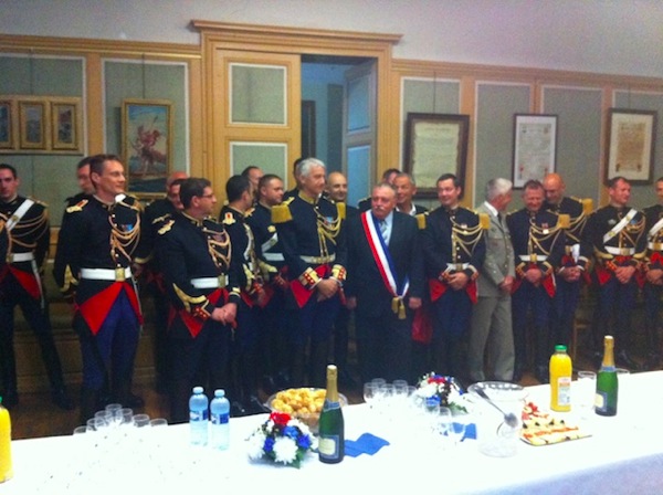 Ornans_Garde_Republicaine_Maire.jpg Ornans Garde Republicaine Maire